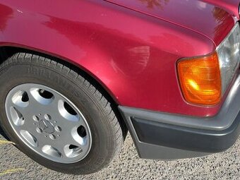 Mercedes-Benz W124