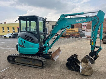 KOBELCO SK30 POWERTILT 880Mh