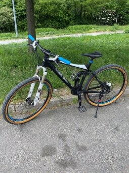 CELOODPRUŽENÉ HORSKÉ KOLO CANYON NERVE XC 27,5