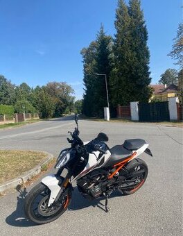 Ktm duke 125
