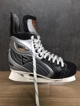 Brusle 44, Botas, nové - 1