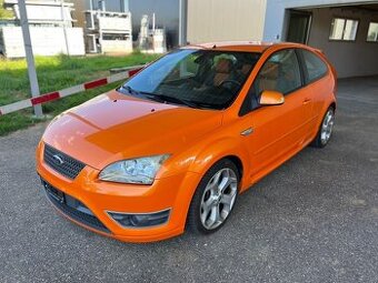 Ford Focus ST 2.5T 20V 5V 166kW