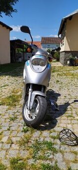 Moto Zeta rally 50