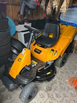 Cub cadet rider Lr2