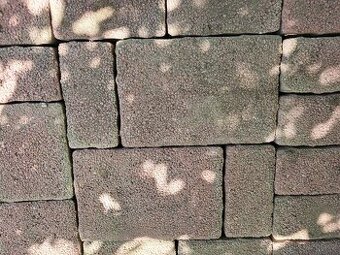 Betonová zámková / skládaná dlažba tloušťky 6 cm
