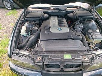BMW řada 5 e39 530d manuál touring STK 4/26