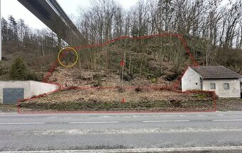 Prodej stavebního pozemku se zahradou – 2 090 m² – atypická
