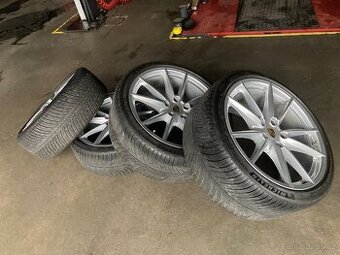 Zimní SADA orig.AL kol na PORSCHE 911 CARRERA 9921 vč.pneu