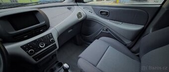 Nissan Almera Tino,2006,najeto pouze 160tis perfektní stav