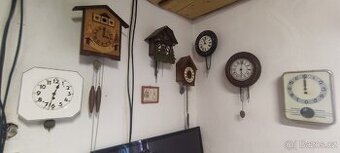 Hodiny Starožitnosti odznaky mince bankovky