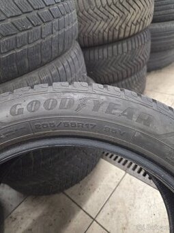 Zimní pneu 205/55 R17 - 1