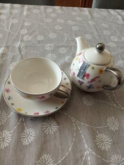 Nový nepoužitý čajový set pro jednoho Fox Ivy