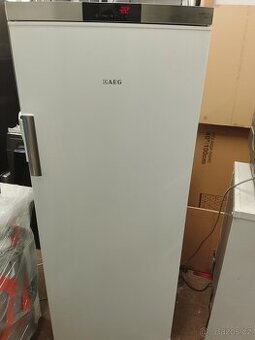 Mrazák AEG