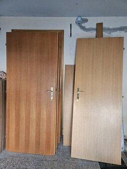 Interiérové dveře dub, 5 kusů