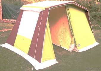 RETRO STAN TECHNOLEN RODINNÝ, 4 OSOBY S DOKOUPENOU KUCHYŇKOU