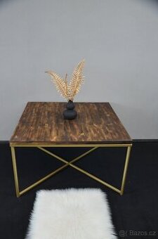 Konferenční borovicový stůl