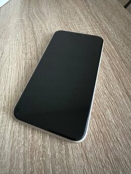 Iphone 11 64gb top stav - 1