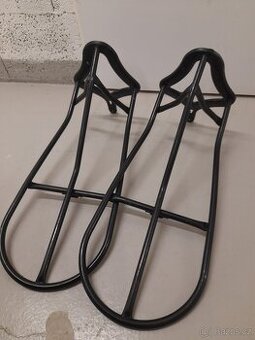 2 ks - Pevný držák věšák stojan na sedlo na zeď - více kusů