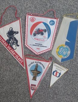 Sběratelské vlaječky