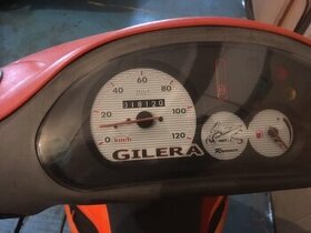 prodám skútr gilera runner