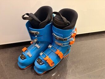 Přeskáče boty na lyže Technica 41 42