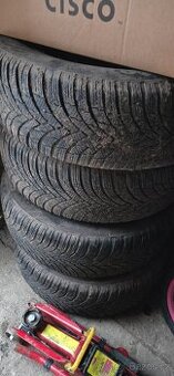 205/60/R16 zimni Firestore Winterhawk 4