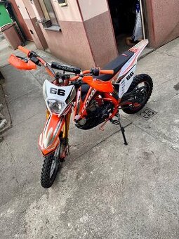 Motocykl XMOTOS XB66 125ccm, kola 17/14