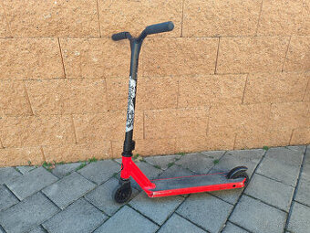 Freestylová koloběžka