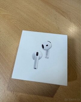 Apple AirPods 4 s ANC