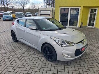 Hyundai Veloster 1.6GDi 103kw SERVISKA 2xKOLA NOVÁ STK