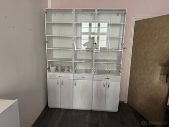 kombinované skříňky