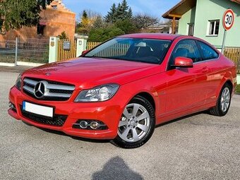 MERCEDES-BENZ C 220 CDI 125kw, COUPE, r.v. 2011, 1.MAJITELKA
