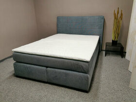 Nová boxspring postel 140x200 cm modrý manšestr