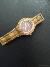 Nové dřevěné hodinky - dámské zelenkavé dřevo