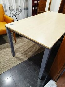 Prodej kancelářského stolu - 1