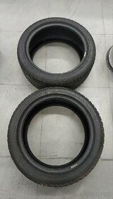 2 zimní pneumatiky 235/45/18 Pirelli