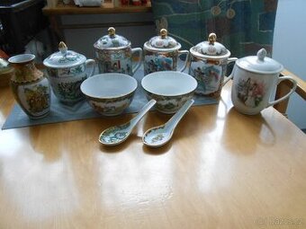 Starý čínský porcelán 11kusů - jedna špička víčka přilepená