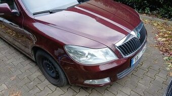 Škoda Octavia Combi 2 1.8 TSi 160 koní rok 2010 moc pěkná ČR