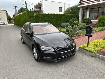 ŠKODA SUPERB KOMBI 2.0 TDI 140KW STYLE