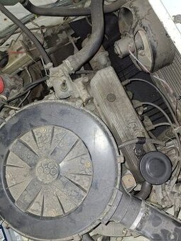 ŠKODA FAVORIT 136 MOTOR