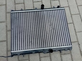 Zánovní chladič 2.0Hdi Peugeot 5008