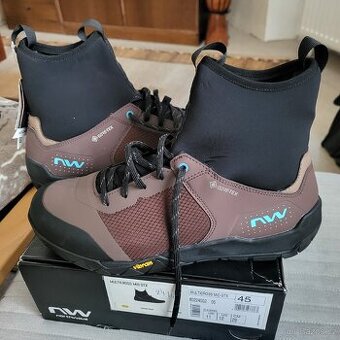 zimní enduro tretry Northwave Multicross Mid GTX