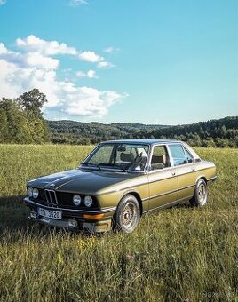 BMW E12 520/6 šestiválec , r.v1979 , KAMEI
