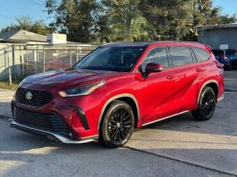 Toyota Highlander 2023 – dovoz z USA, TOP stav
