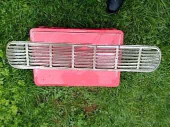 mřížka zadního čela škoda 1000 MB