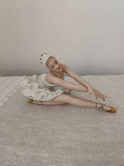 Wallendorf baletka žena porcelánová soška