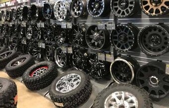 Prodám sady pneu a disky - ceny za sadu