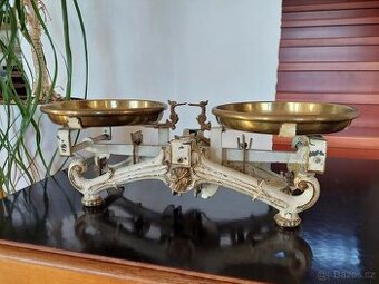 Staré domácí váhy