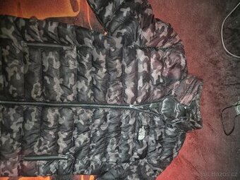 The North Face perova bunda vel .L stav 8/10 ,stav viz f