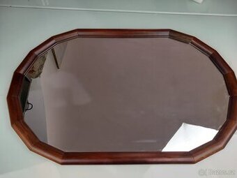 Zrcadlo v dřevěném rámu - nové